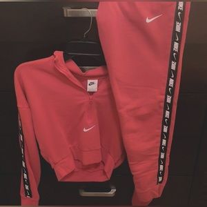 Nike pink set size small top and bottoms